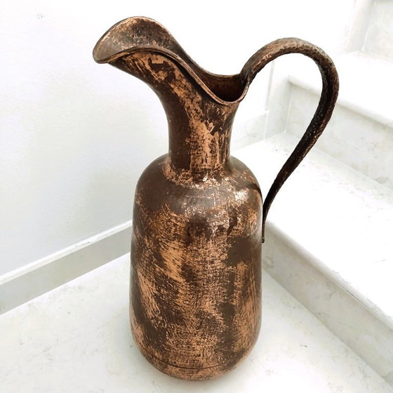 Image 1 of  Decorative Jug in Hammered Copper – Rustic and Timeless Charm