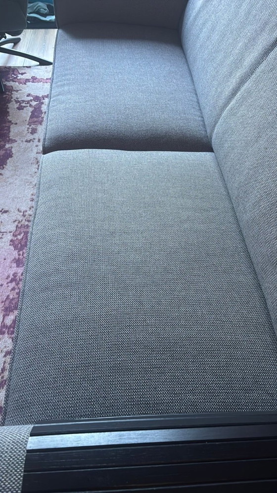 Sofá moderno de 3 plazas gris con patas metálicas. – Woonexpress, Sofás de 3 plazas, Textile, Metal (photo 5 of 6)