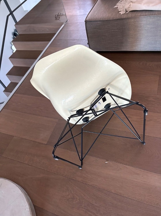 Image 1 of Vitra Eames Fiberglass RAR “Steinberg Cat” Chair 243/500 – Rare collector’s edition