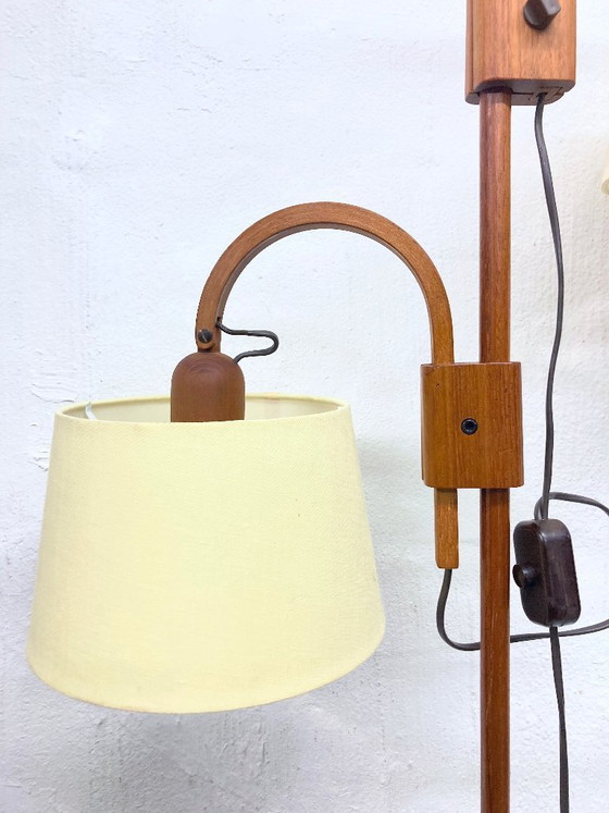 Image 1 of Domus dubbele booglamp van teakhout, design uit de jaren 70.