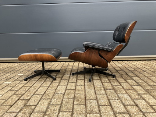 Sillón Eames de Herman Miller by Vitra con otomana. ¡De 1983 con factura! Rio Palissander
