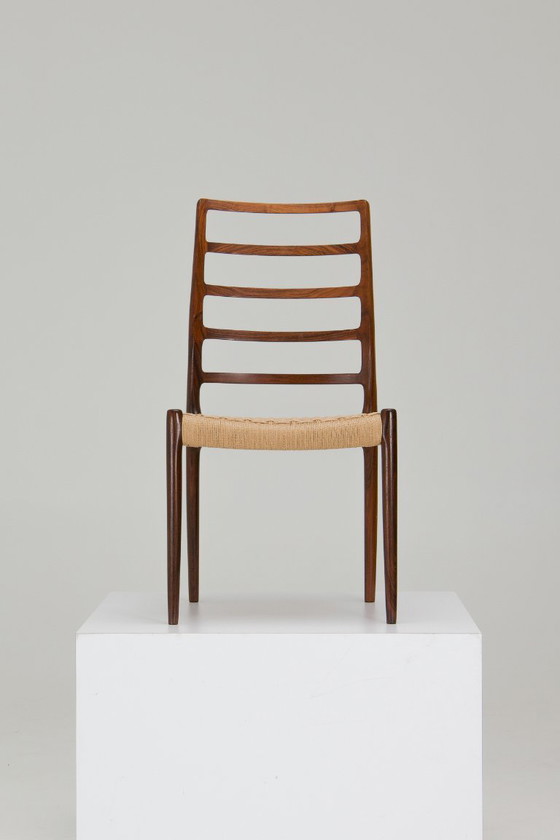 Image 1 of Set van 8 eetkamerstoelen 'Model nr. 82' - Niels O. Møller