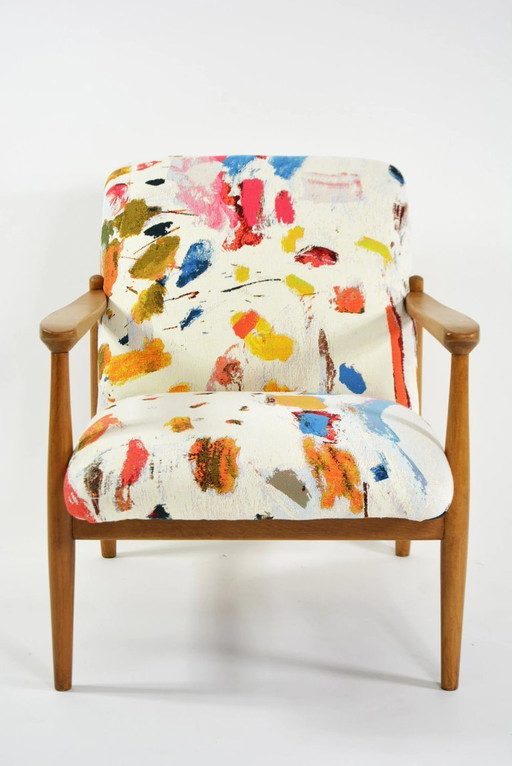 WR armchair with colorful patterns