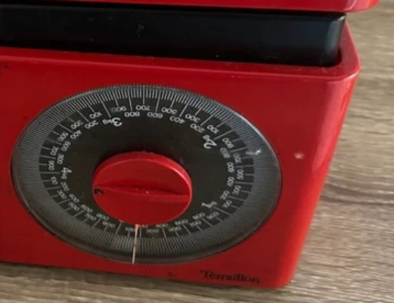 Image 1 of Vintage Terraillon rode mechanische weegschaal uit de jaren 70