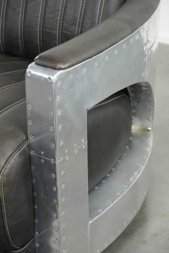 Image 1 of Bijzonder mooie en comfortabele rundleren aviator design armchair/ fauteuil afgewerkt met aluminium