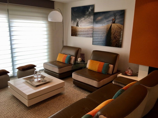 Divani componibili (3 posti + 2 posti singoli) in pelle e tessuto