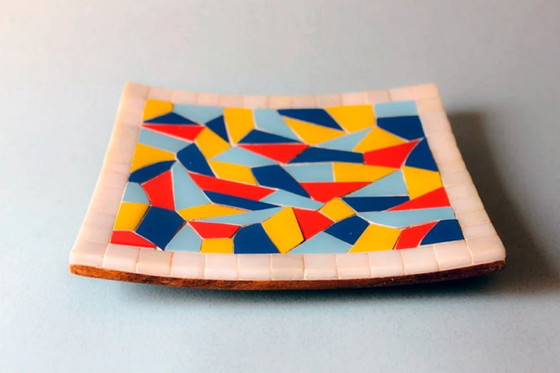 Image 1 of Dekoratives Tablett aus Mosaik. Aschenbecher. Dekorativer Teller. Mehrzweckbehälter. Neu.