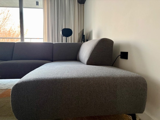 Image 1 of Sofá esquinero Montel Turner - Gris oscuro - 255 x 210 - Mayo de 2023