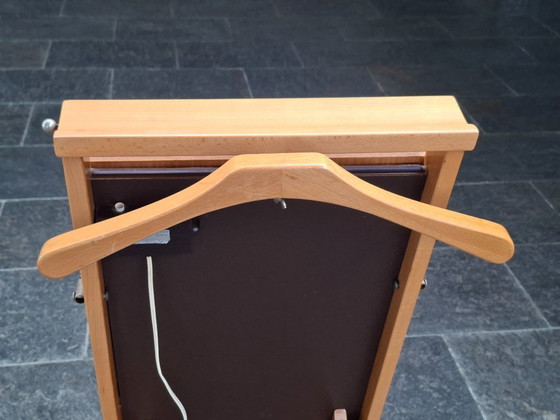 Image 1 of Garçon d'hôtel Fratelli Reguiti avec miroir