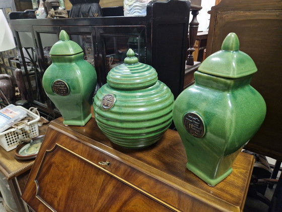 Image 1 of Beautiful 3-piece Chinese vase set