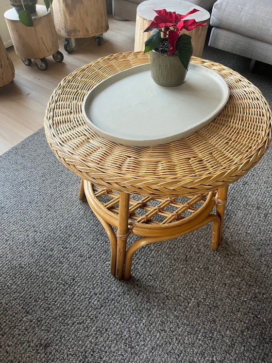 Image 1 of Vintage rattan (side) table