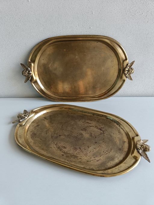 Set van twee SIA messing dienbladen met cherubijnen – Hollywood Regency – Vintage Italië
