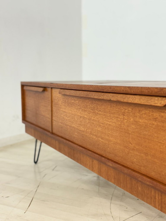 Image 1 of Aparador/cómoda de teca de mediados de siglo – WK Furniture, década de 1960