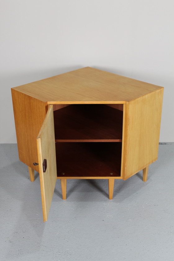 Image 1 of Meuble d'angle vintage, mobilier audio - années 1960