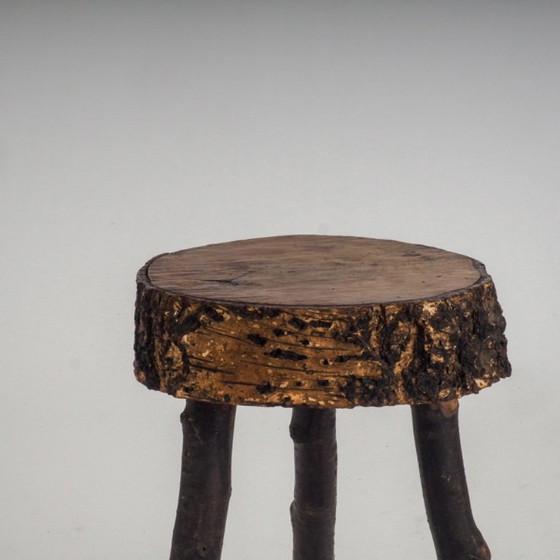 Rustikaler handgefertigter Holz-Hocker – Wood (photo 8 of 13)