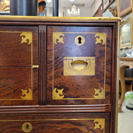 Image 1 of Campagnetafel, mahoniehout, begin 20e eeuw – Verenigd Koninkrijk