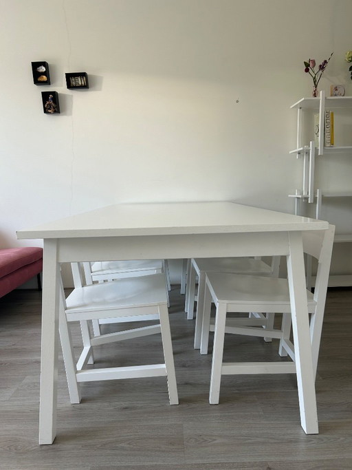 Table Shaker originale Atelier Van Lieshout (AVL) 200 x 100 cm + 6 chaises