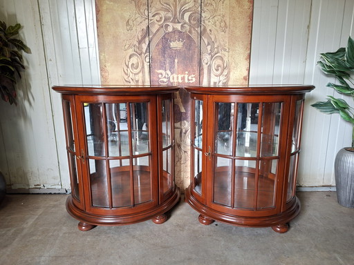 Vetrina classica italiana semicircolare, mobile porta vino, whisky bar, dimensioni 87x47cm e altezza 93cm.