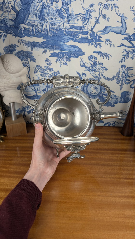 Image 1 of Samovar en Métal Argenté à Décor Incisé Baroque par l'Orfèvre Armand Frénais fin XIXème