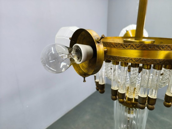 Image 1 of Tsjechische art-deco kroonluchter van messing en glas, jaren 1950