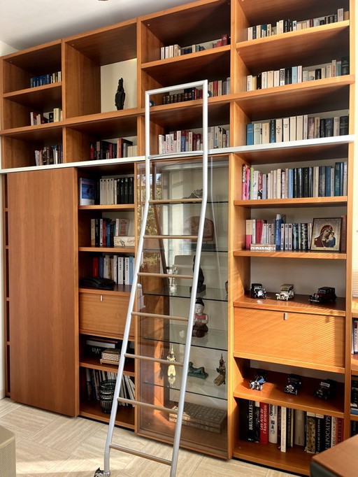 POLIFORM LIBRARY