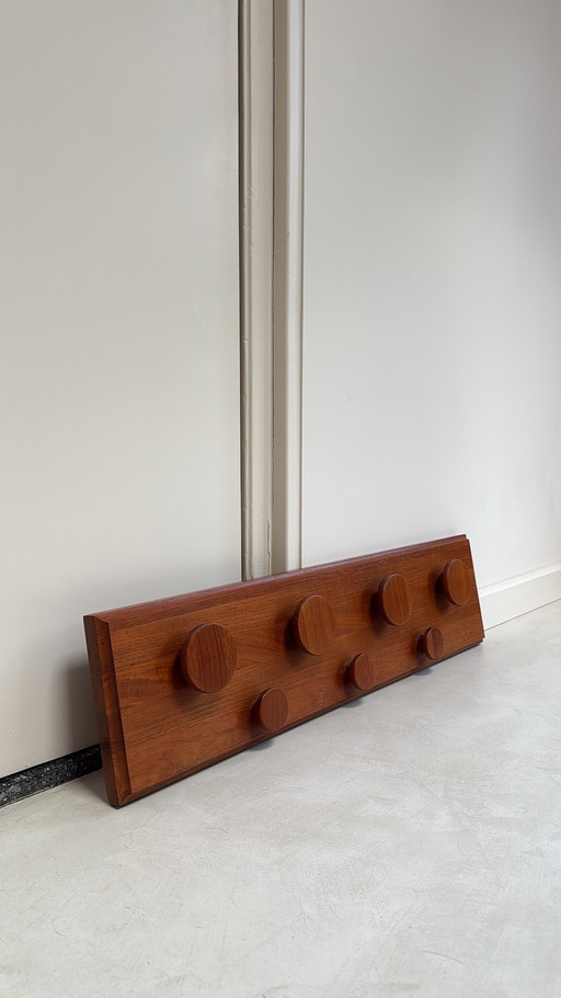 Porte-manteau mural vintage en teck