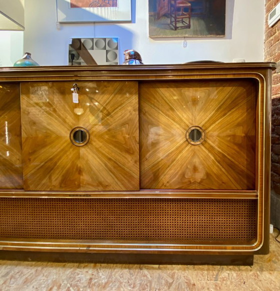 Vintage kast van riet en marqueterie met ingebouwde Grundig tv, platenspeler en antieke radio. – tv-meubelen (photo 5 of 7)