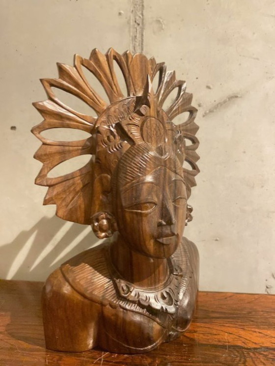 Image 1 of Sculpture américaine en bois sculpté du milieu du XXe siècle, d'inspiration amérindienne