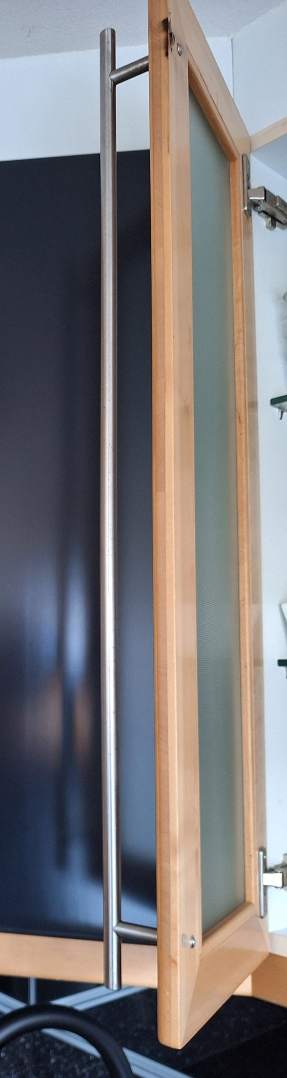 Image 1 of Eggersman corner kitchen with solid wood doors