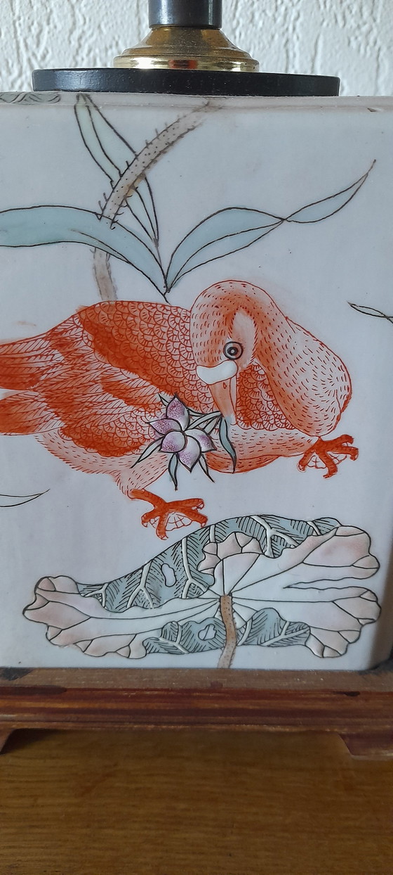 Image 1 of Lampada da tavolo orientale con base in ceramica