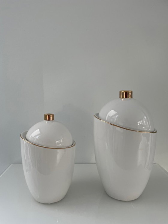 Image 1 of Set di 2 vasi in ceramica bianca 'Saturn' – Hush Living