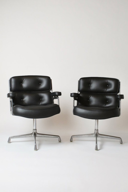 Lobby stoel van Charles Eames voor Herman Miller