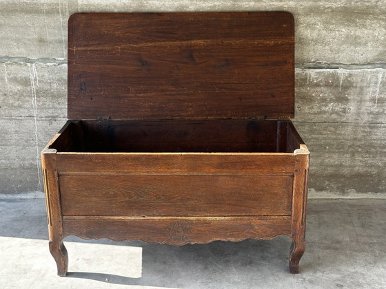 Cofre de roble de estilo provenzal francés del siglo XVIII – Fabrication Artisanale 18 e siècle, Aparadores (photo 12 of 14)