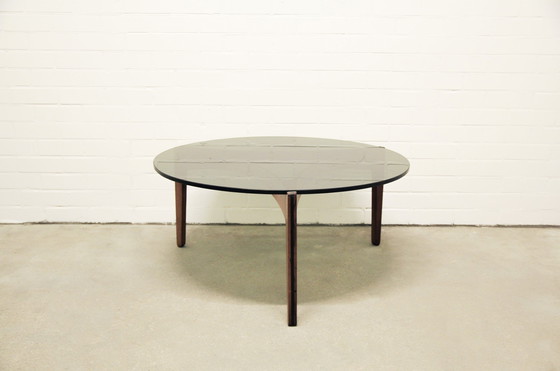 Image 1 of Table basse ronde vintage Sven Ellekaer