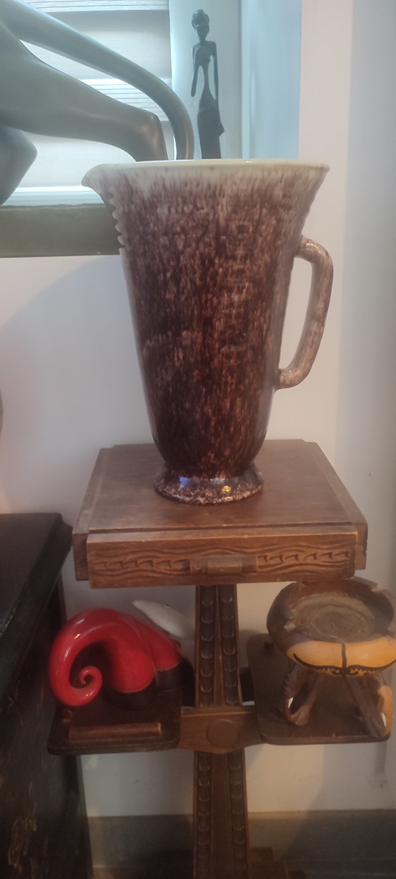Large conical ceramic vase-pitcher from Accolay (photo 11 of 15)