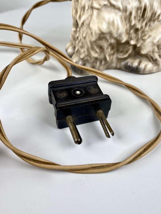 Image 1 of Vintage 1970 Duitse Witte Terrier Hond Lamp door Goebel - Westie Parfum Dispenser Tafellamp - Retro Dieren Tafellamp