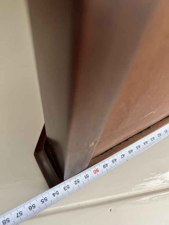 Image 1 of Vitrina de pared con sello original de taller danés y número de inspección.