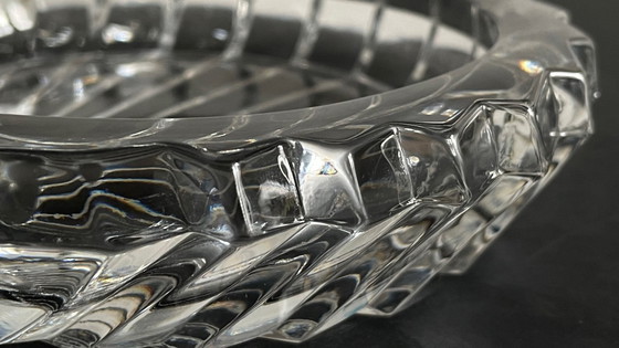 Image 1 of Cenicero en forma de concha Cristal de época