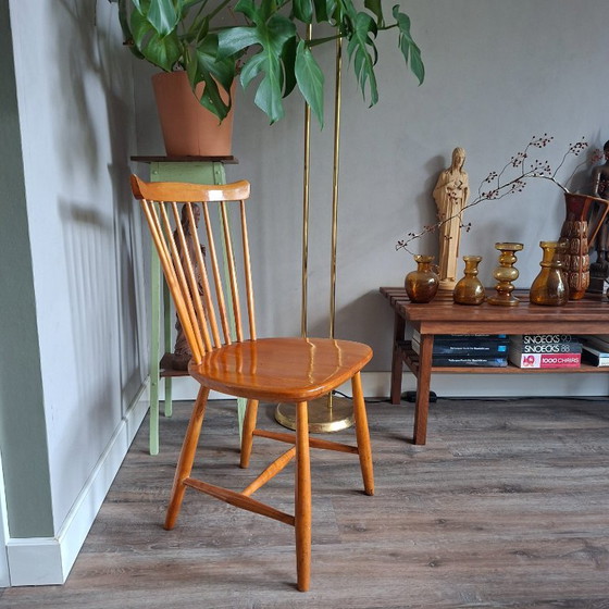 Ercol Windsor Stoel Model 400, Designed by Lucian Ercolani – Eetkamerstoelen, Wood (photo 9 of 9)
