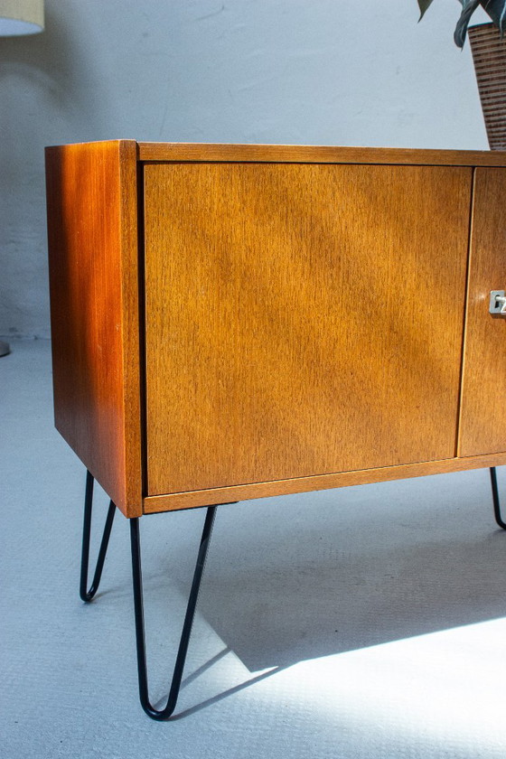 Vintage ladekast, dressoir, laag dressoir, midden 20e eeuw, jaren 60 – Ladekasten, Wood (photo 4 of 10)
