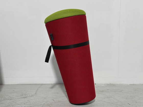 Sgabello ergonomico Wilkhahn - [Nero/Rosso] - Design tedesco - Ergonomico – Sgabelli, Textile (photo 5 of 8)