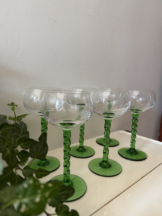 Image 1 of Set di 6 bicchieri da vino con base verde, anni '70