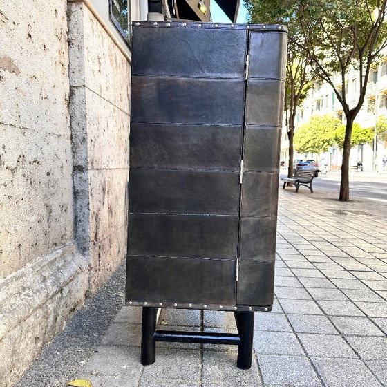 Image 1 of Barschrank "bocados", Leder und polierter Stahl, 2000 - Italien