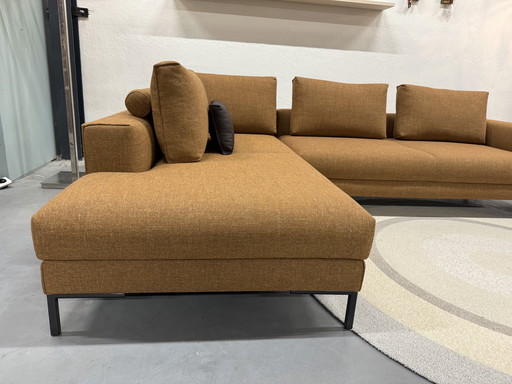 Design auf Lager Aikon Lounge Ecksofa Milton Rust 300x210