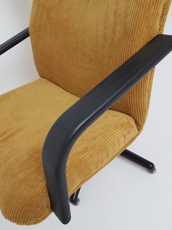 Vintage Artifort F154 draaifauteuil Geoffrey D. Harcourt – Polyester, Textile (photo 9 of 10)