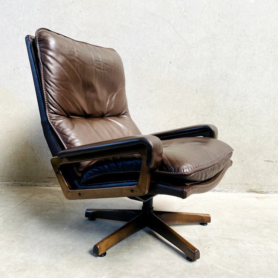 Image 1 of Leren Fauteuil André Vandenbeuck Merk Strässle 