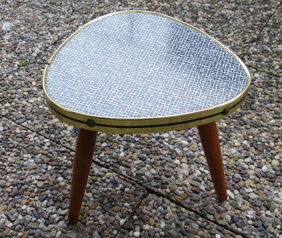 Image 1 of Table en forme de rein, table d'appoint, support pour plantes, trépied, à 3 pieds