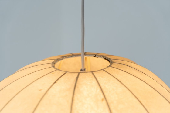 Image 1 of Gran lámpara colgante Cocoon (Alemania, años 60).