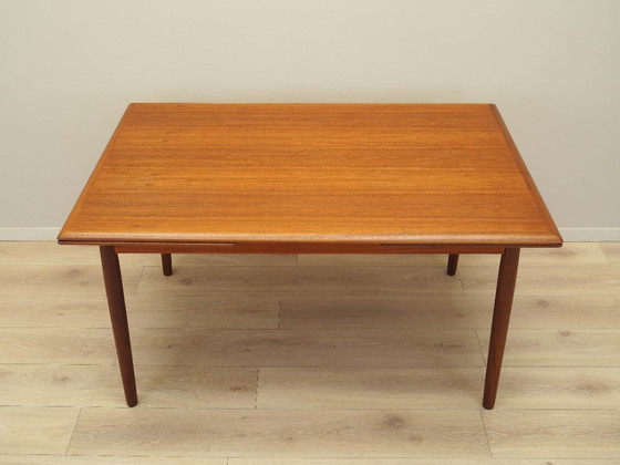 Image 1 of Table en teck, design danois, années 1970, fabrication : Danemark