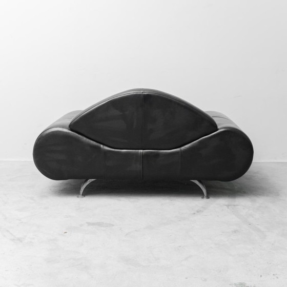 Image 1 of Vintage moderne design zwarte leren fauteuil – loungestoel uit de jaren 90